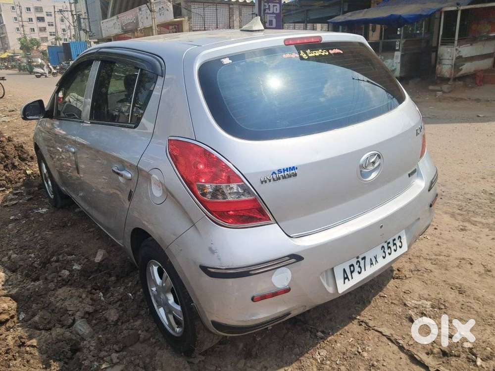 Hyundai I20 Sportz 1.2 Bs-iv, 2010, Petrol