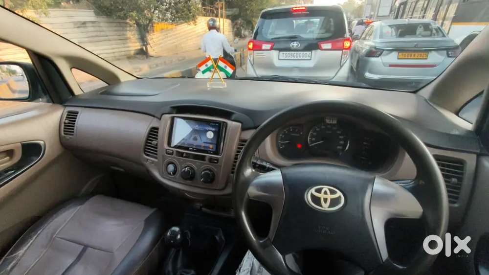 Toyota Innova 2.5 G 2015