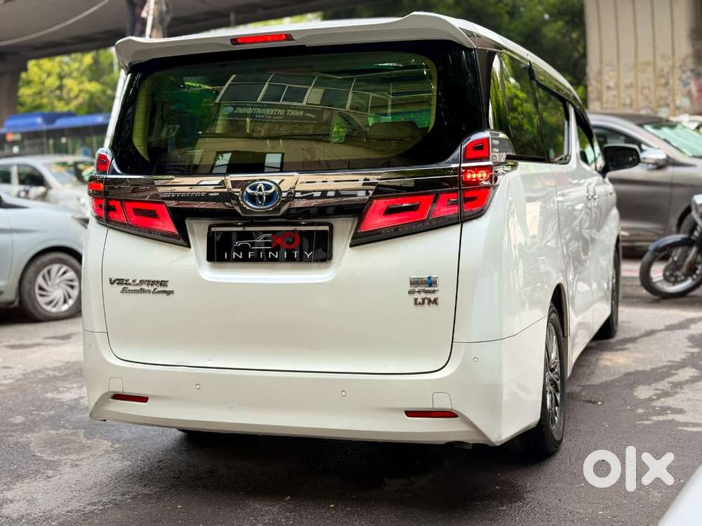 Toyota Vellfire Vip – Executive Lounge, 2021, Petrol