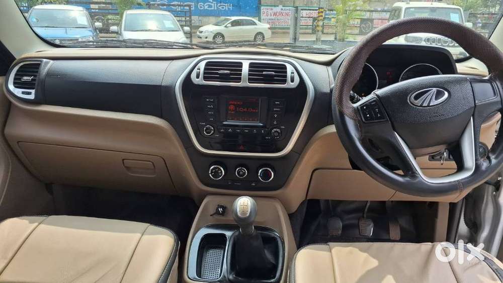 Mahindra Tuv 300, 2015, Diesel