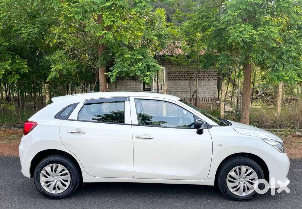 Toyota Glanza, 2023, Petrol