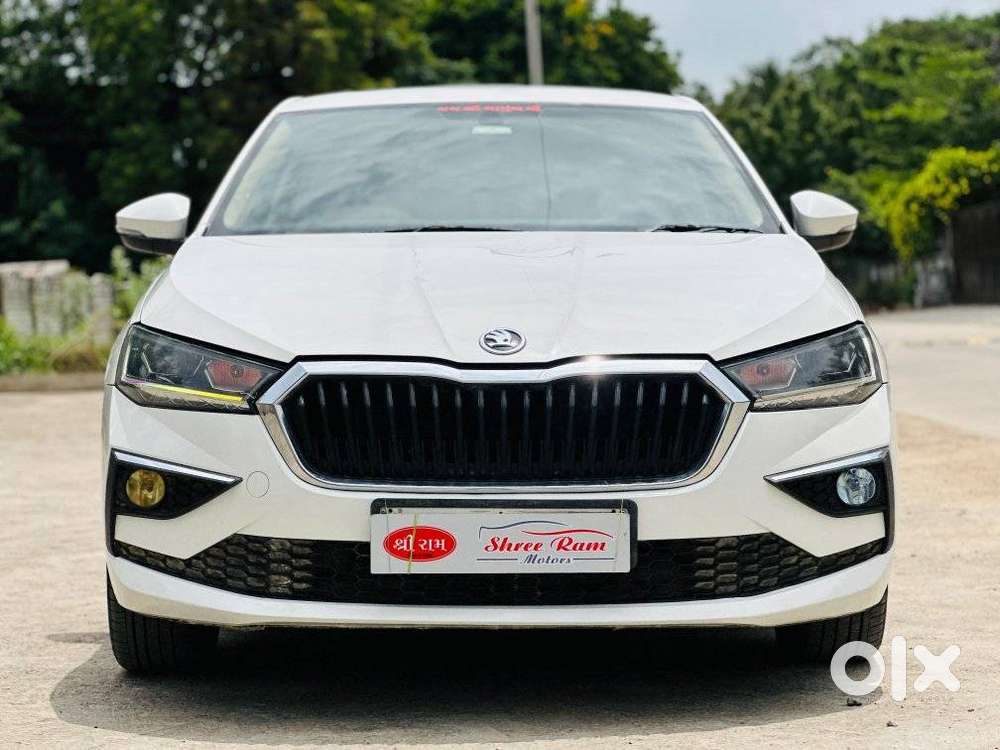Skoda Slavia 1.5 Tsi Style At, 2023, Petrol