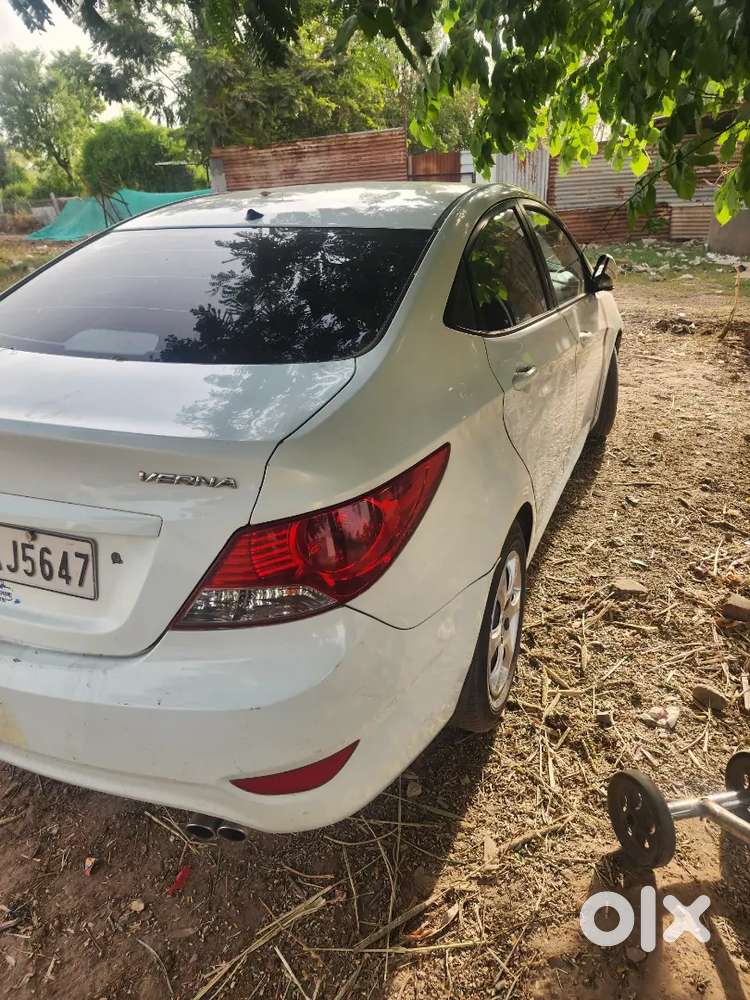 Hyundai Verna 2011 Cng & Hybrids 156888 Km Driven