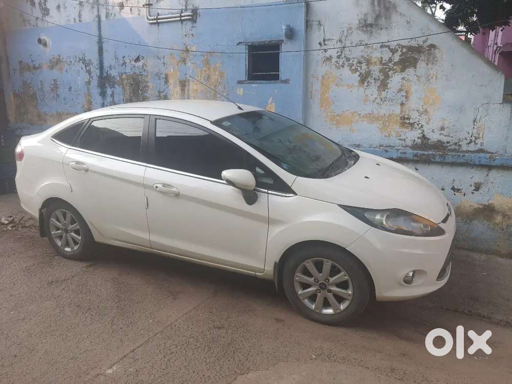 Ford Fiesta Titanium 2012 Manual