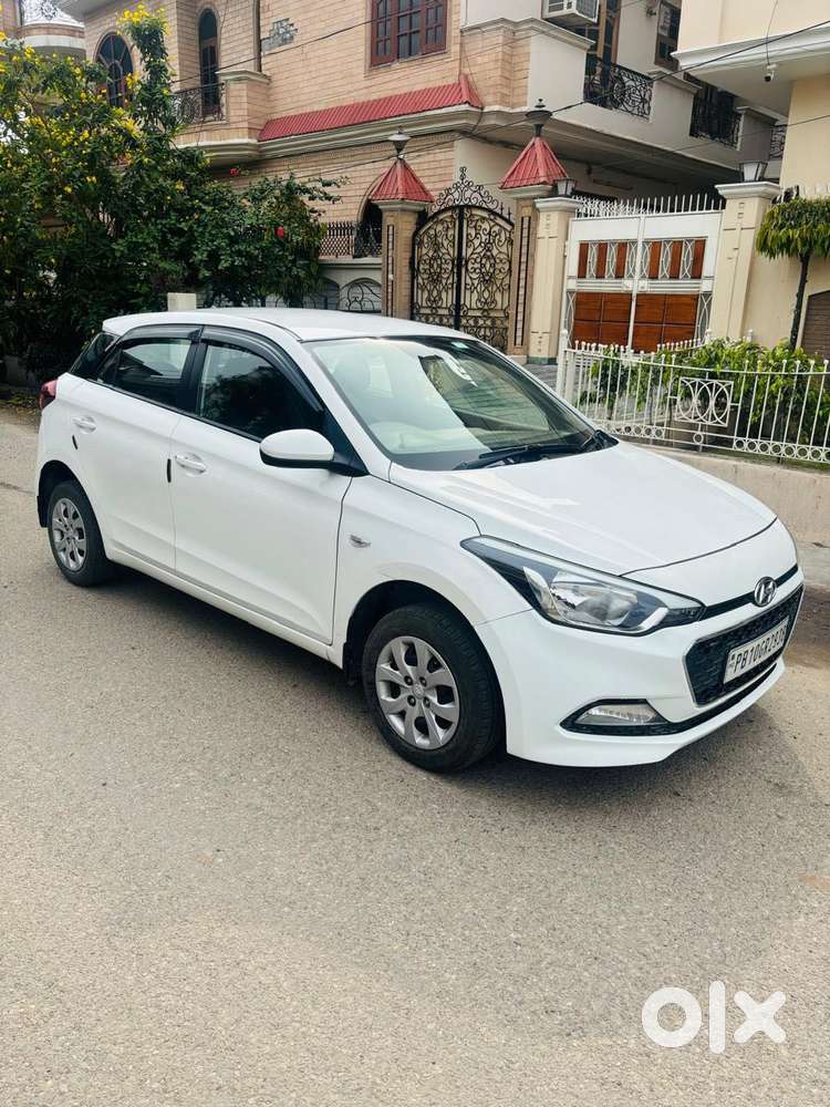 Hyundai I20 Magna 1.2 Mt, 2017, Petrol