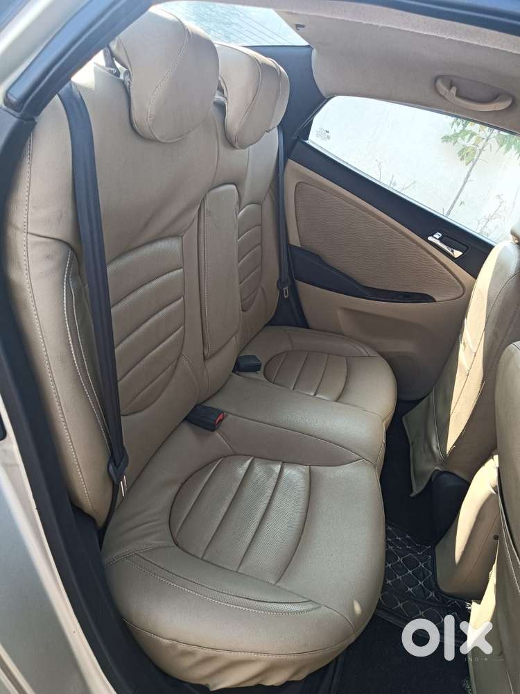 Hyundai Verna Fluidic 1.6 Vtvt Sx, 2013, Petrol