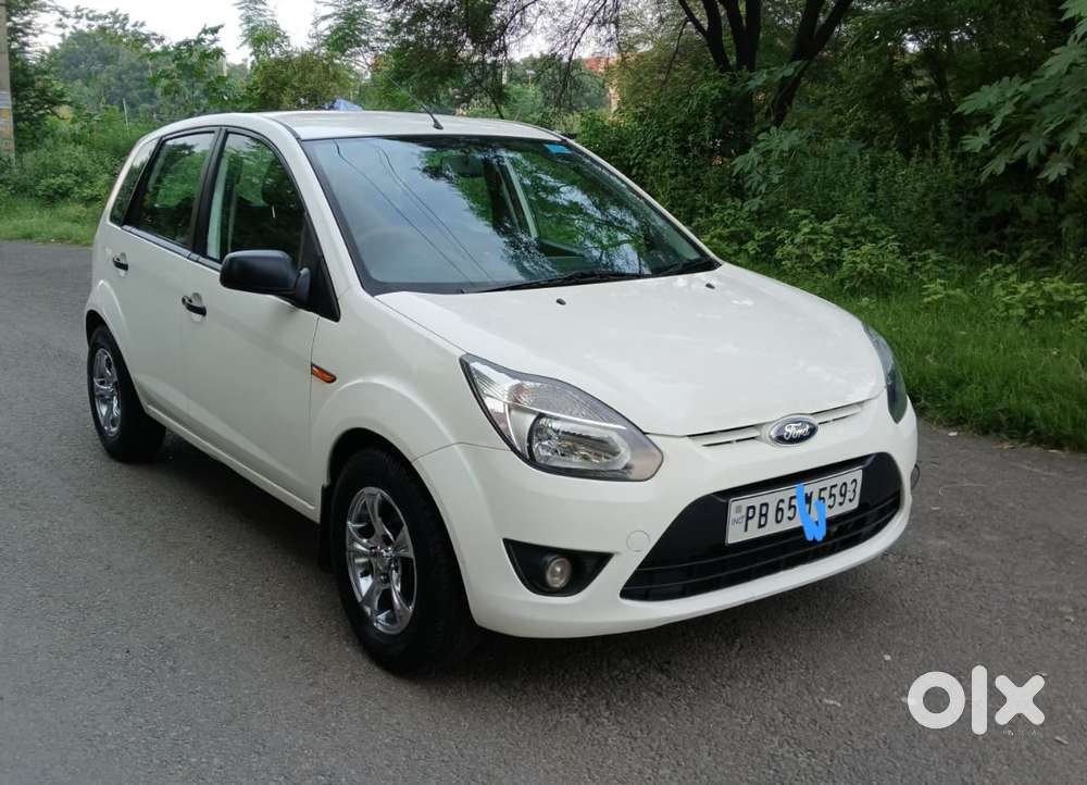 Ford Figo 1.2p Trend Mt, 2011, Petrol