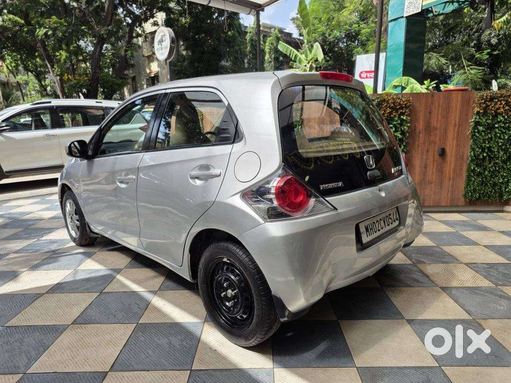 Honda Brio V Automatic, 2012, Petrol