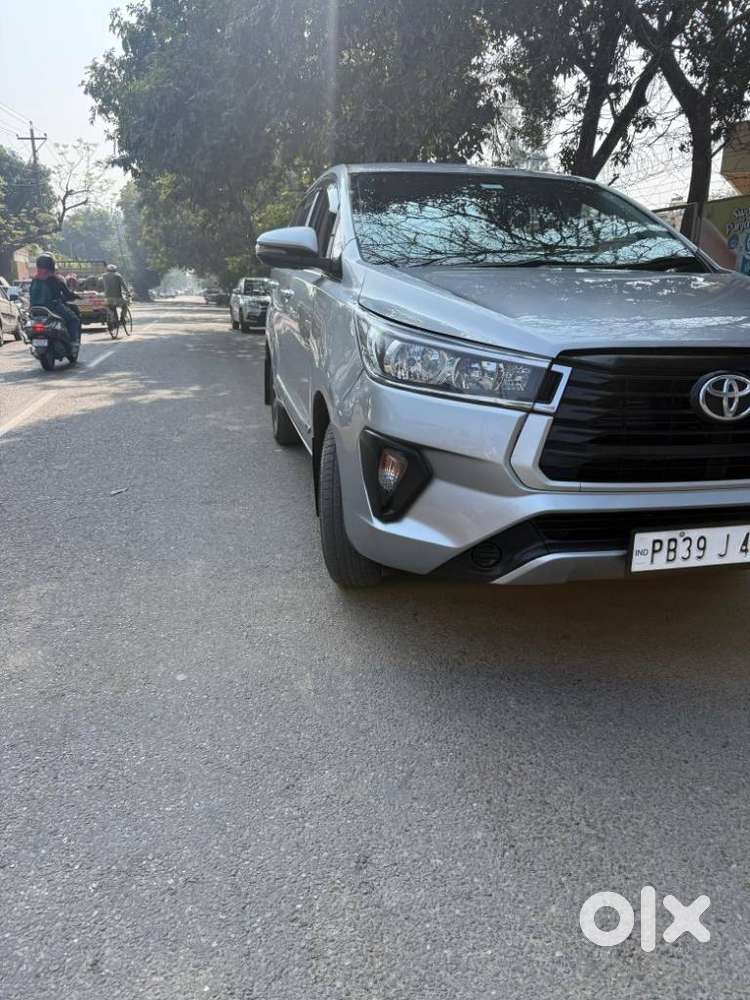 Toyota Innova Crysta 2.8 Gx At, 2021, Diesel