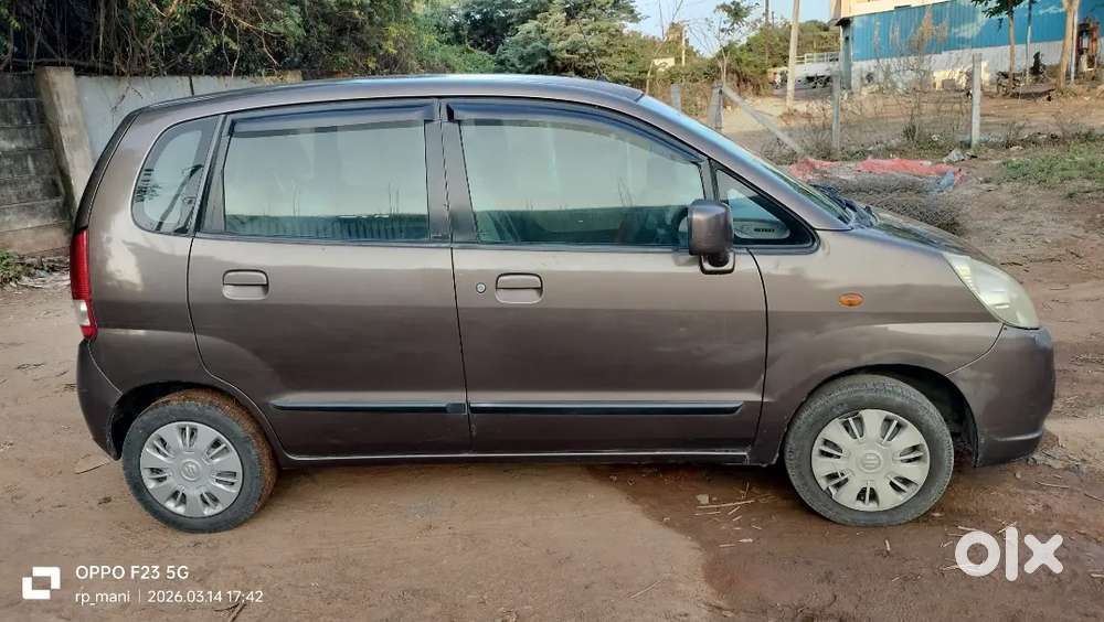 Maruti Suzuki Estilo 2011