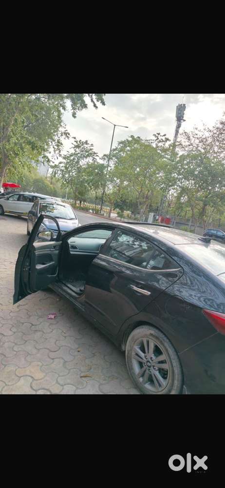 Hyundai Elantra 2019 Petrol