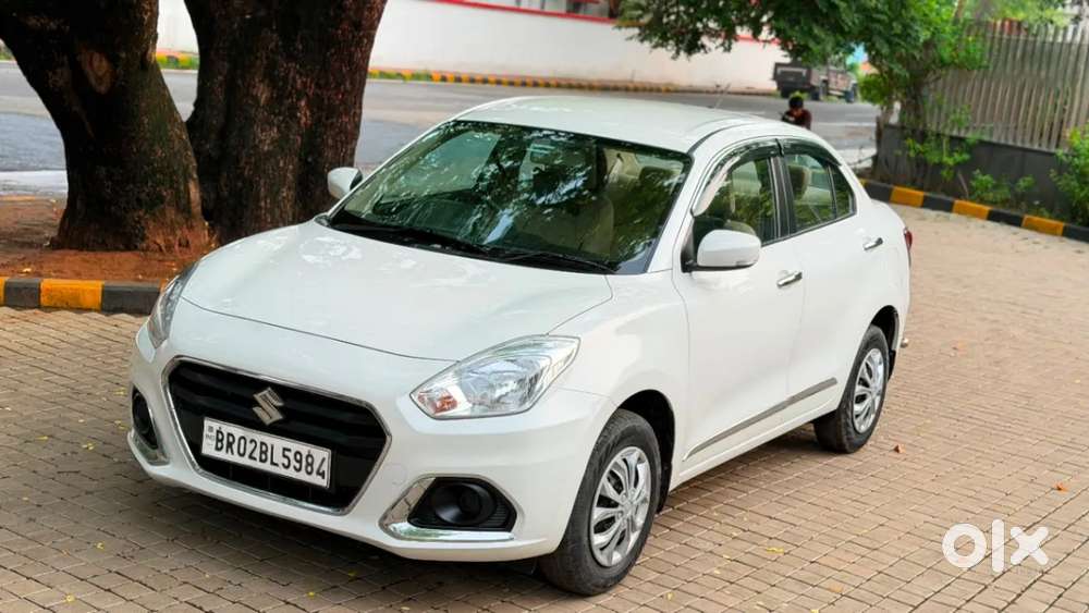 Maruti Suzuki Dzire 1.2 Vxi, 2023, Petrol