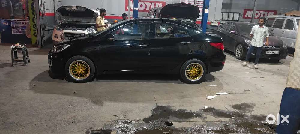 Hyundai Verna 1.6
