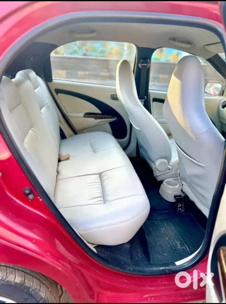 Toyota Etios Liva 2011 Petrol 860000 Km Driven