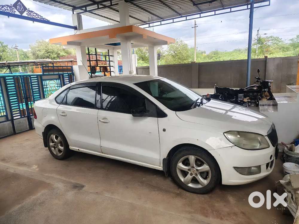 Skoda Rapid 2014 Diesel 133000 Km Fourth