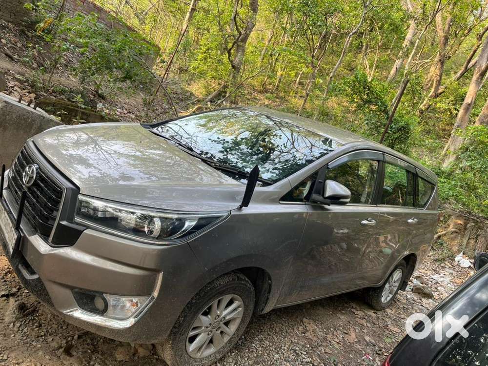 Toyota Innova Crysta 2017 Diesel 160000 Km Driven