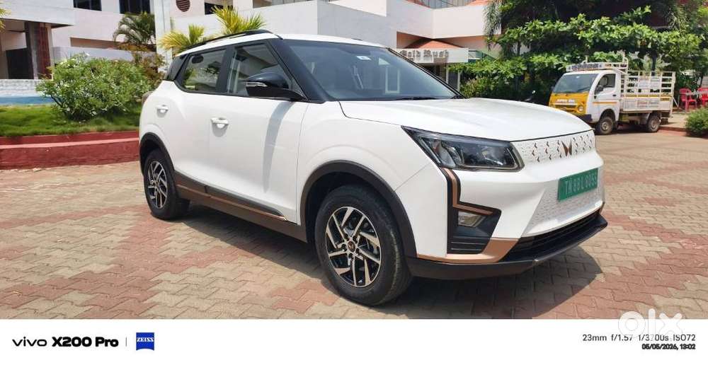 Mahindra Xuv400 Ev Ec Fast Charger, 2025, Electric