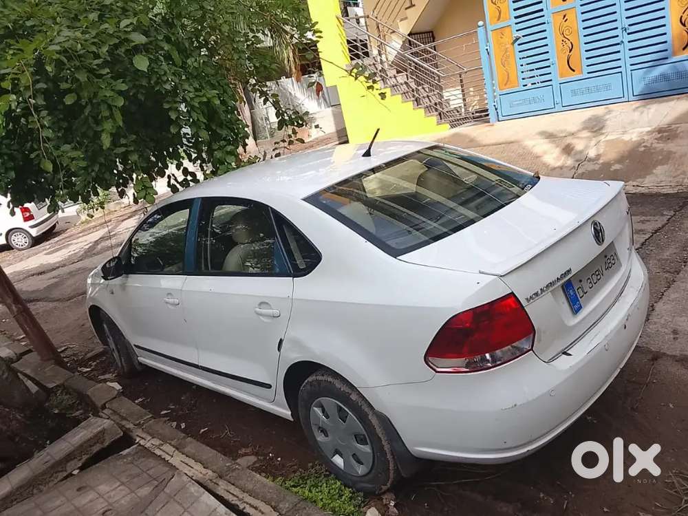 Volkswagen Vento Highline 2011 Car