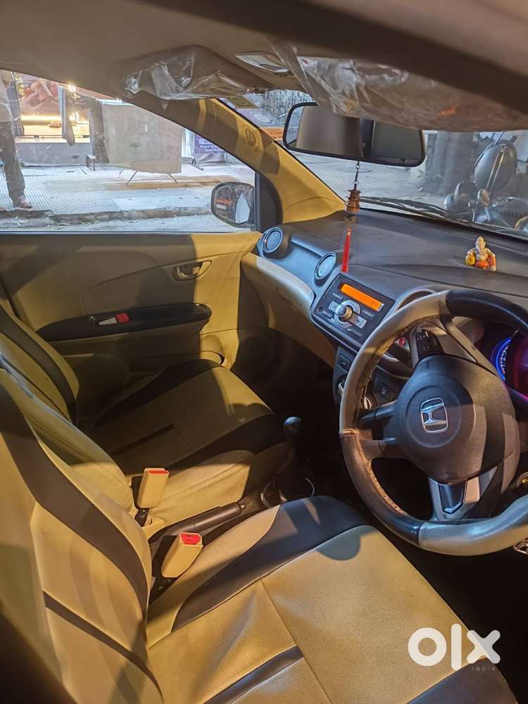 White Honda Mobilio In Mint Condition For Sale In Kandivali East