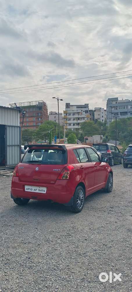 Maruti Suzuki Swift Vvt Zxi, 2005, Petrol