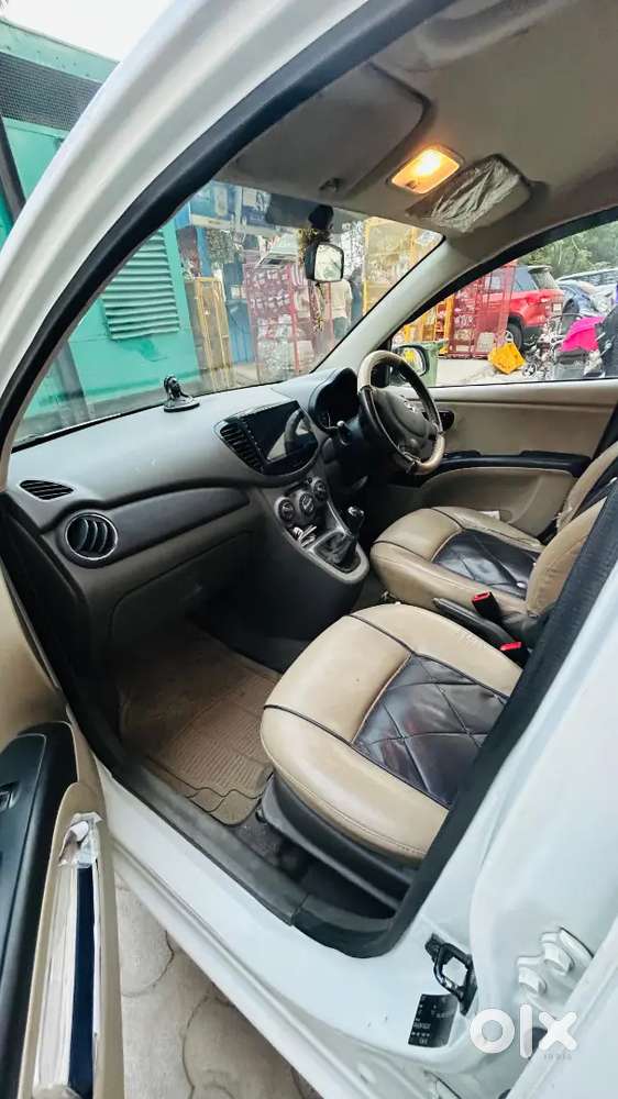 Hyundai I10 Sportz 2014 Cng