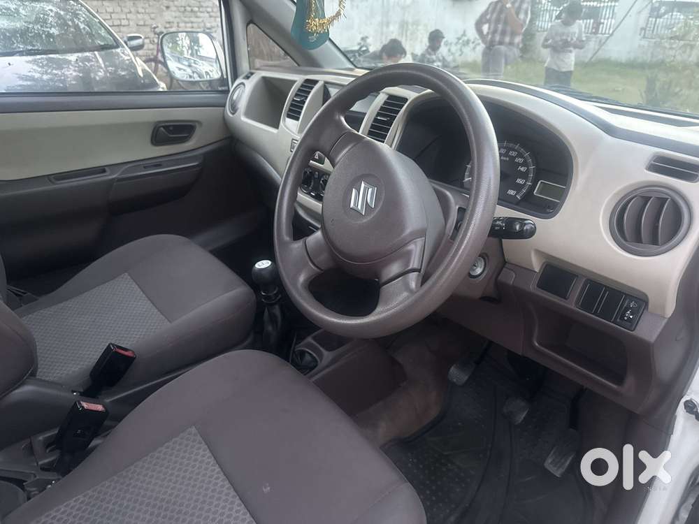 Maruti Suzuki Zen Estilo Lxi Bs Iv, 2011, Petrol