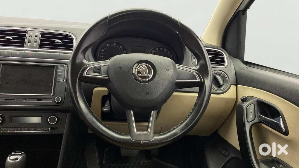 Skoda Rapid 1.0 Ambition Tsi At, 2021, Petrol