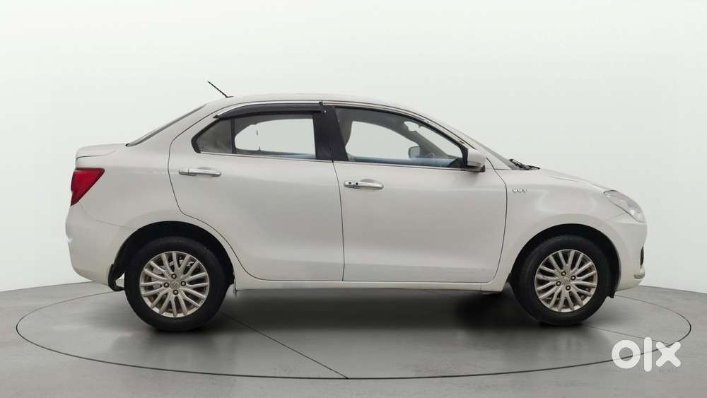 Maruti Suzuki Swift Dzire Amt Zxi, 2018, Petrol