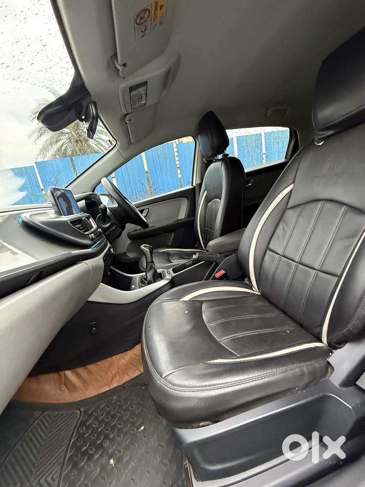 Tata Altroz 1.2 Xz (o), 2020, Petrol