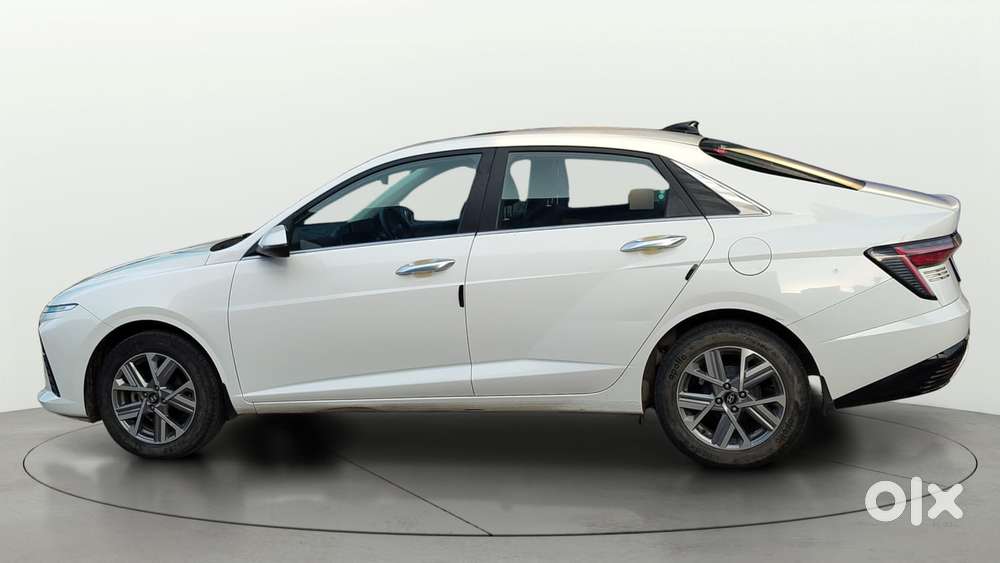 Hyundai Verna 1.5 Sx Petrol Mt, 2023, Petrol