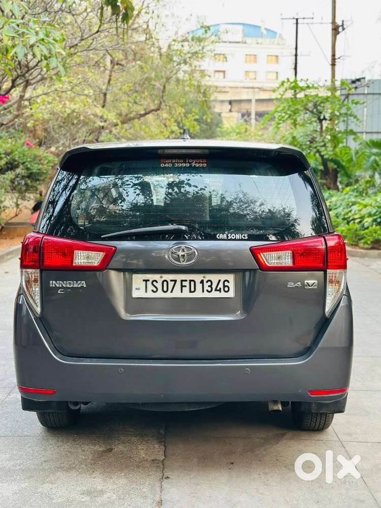 Toyota Innova Crysta 2.4 V 7 Str, 2016, Diesel