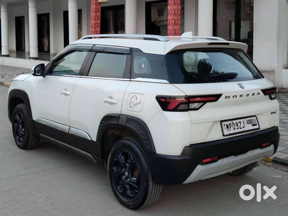 Maruti Suzuki Brezza 1.5 Zxi Smart Hybrid, 2022, Petrol
