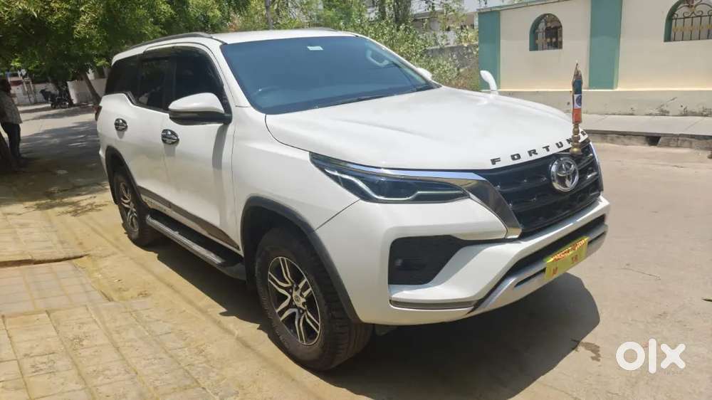 Toyota Fortuner 2024 Diesel 60000 Km Driven