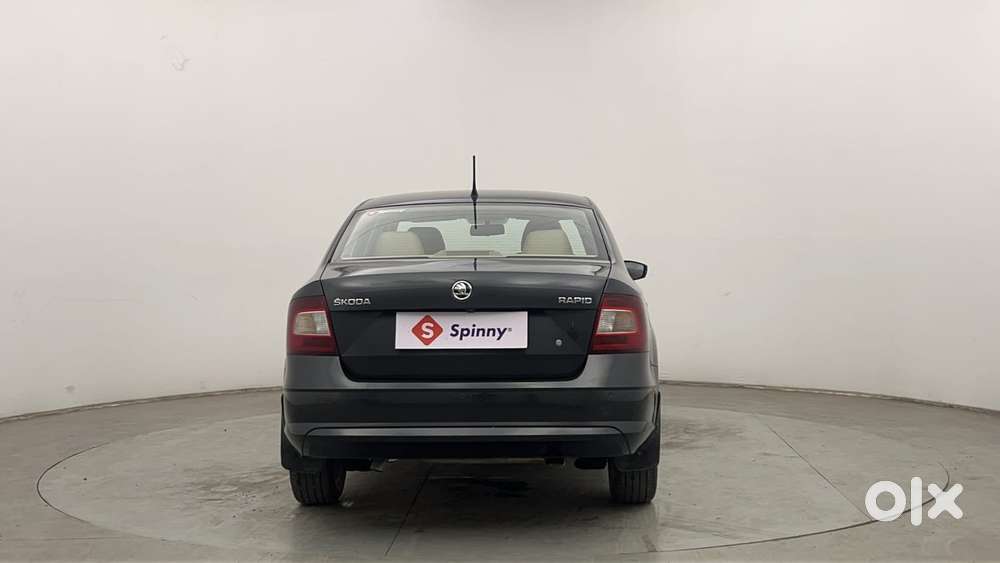 Skoda Rapid 1.0 Ambition Tsi At, 2021, Petrol