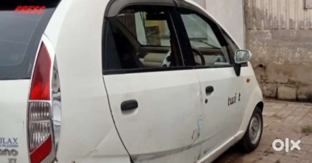 Power Steering.power Break.power Window.ac Child Mast Car Chlti Hai