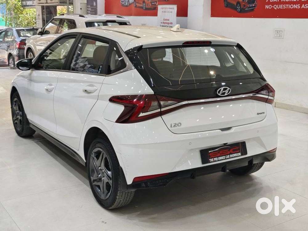 Hyundai I20 Sportz 1.2 Ivt, 2023, Petrol