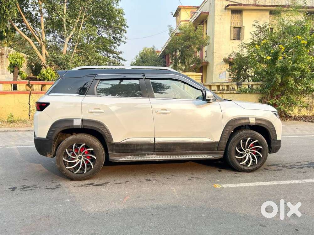 Maruti Suzuki Brezza 1.5 Vxi Smart Hybrid, 2023, Petrol