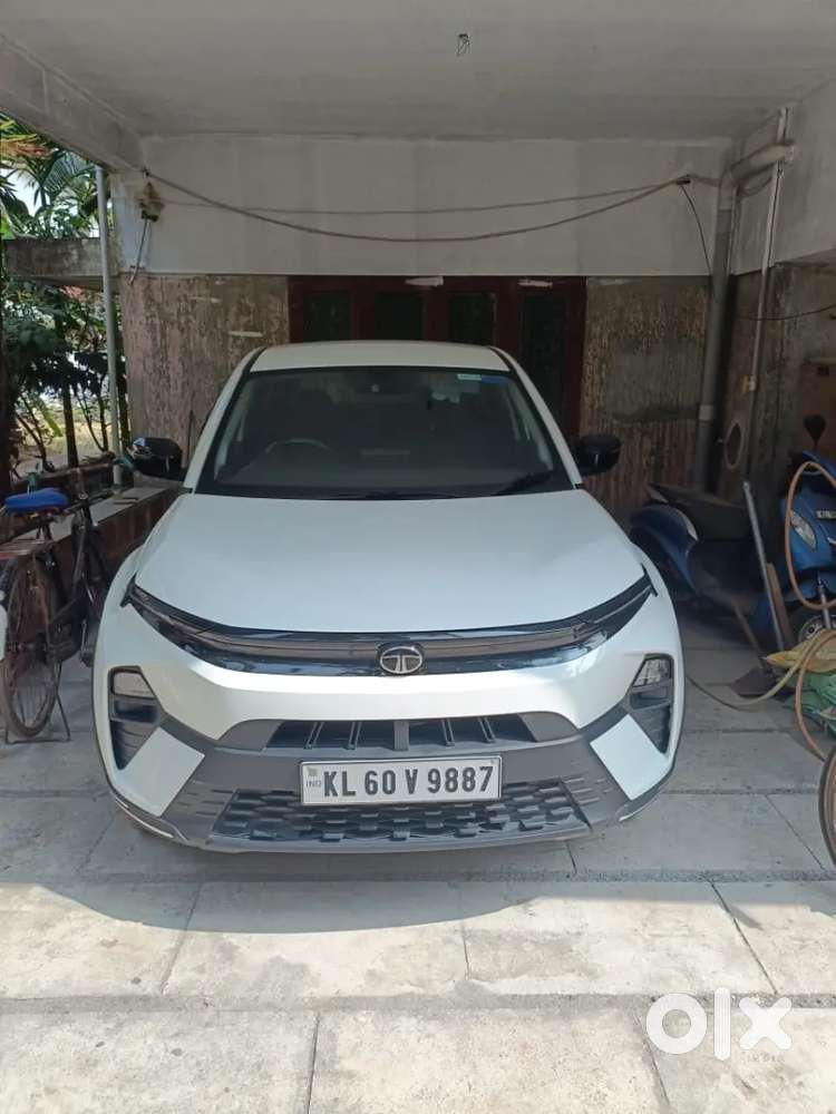 Tata Nexon Smart Petrol 2024