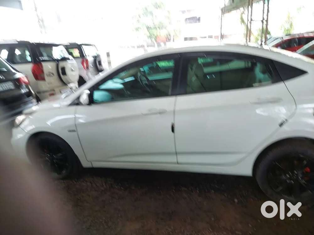 Hyundai Verna Diesel Car 2012 Fluid Verna 1.6 4 Tyres New Good Conditi