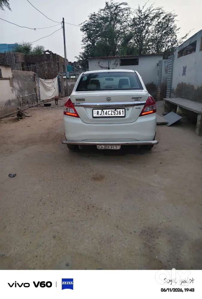 Maruti Suzuki Dzire 2015 Diesel 99000 Km Driven