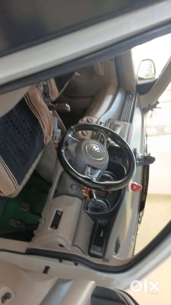 Maruti Suzuki Ertiga 2022 Cng & Hybrids 80000 Km Driven