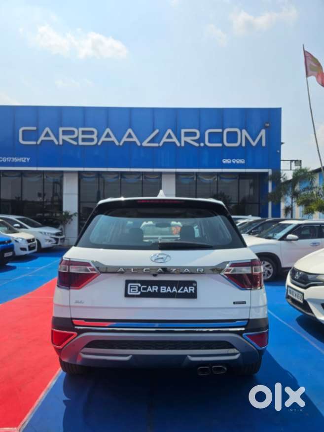 Hyundai Alcazar 2.0 Signature (o) Petrol At 6 Str, 2023, Petrol