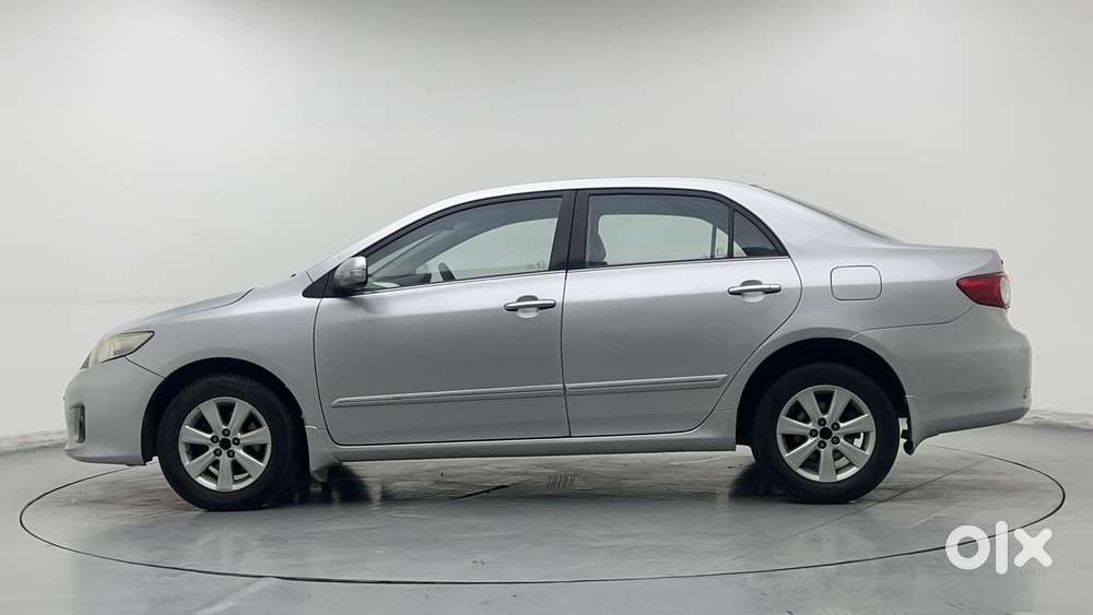 Toyota Corolla Altis 1.8 G, 2013, Petrol