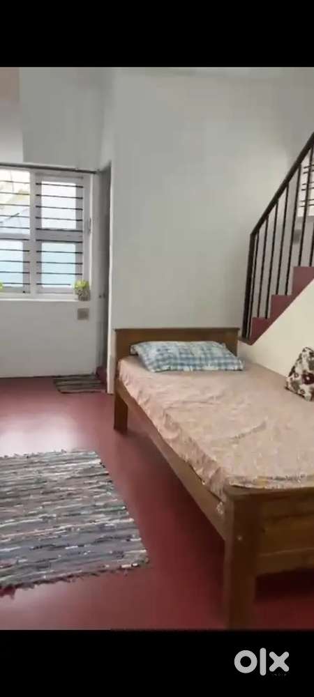 2BHK in Vazhuthacaud