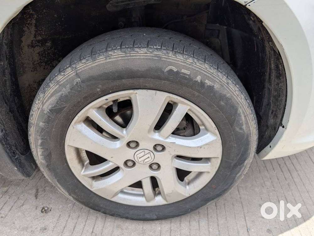 Maruti Suzuki Swift Dzire 1.3 Zxi, 2014, Petrol