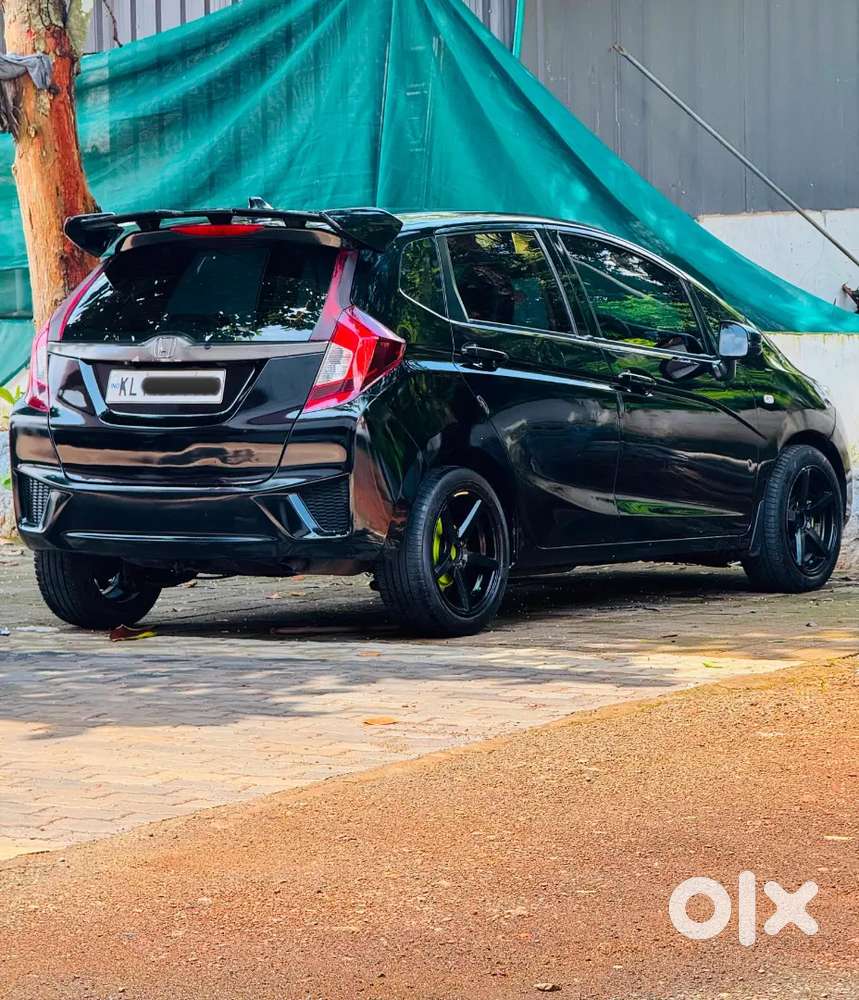 2016 Honda Jazz Sv Diesal Original Kerala Well Maintained Car