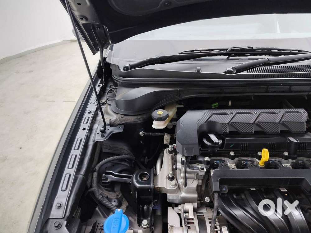 Hyundai Verna 1.5 Sx Petrol Mt, 2023, Petrol