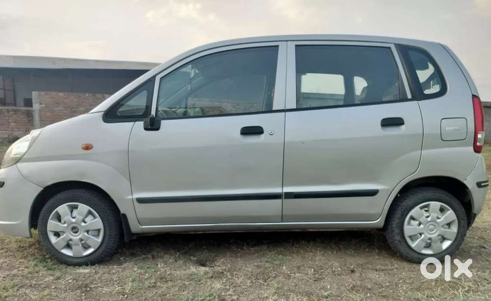 Maruti Suzuki Zen Estilo Lxi Bs Iv, 2013, Petrol