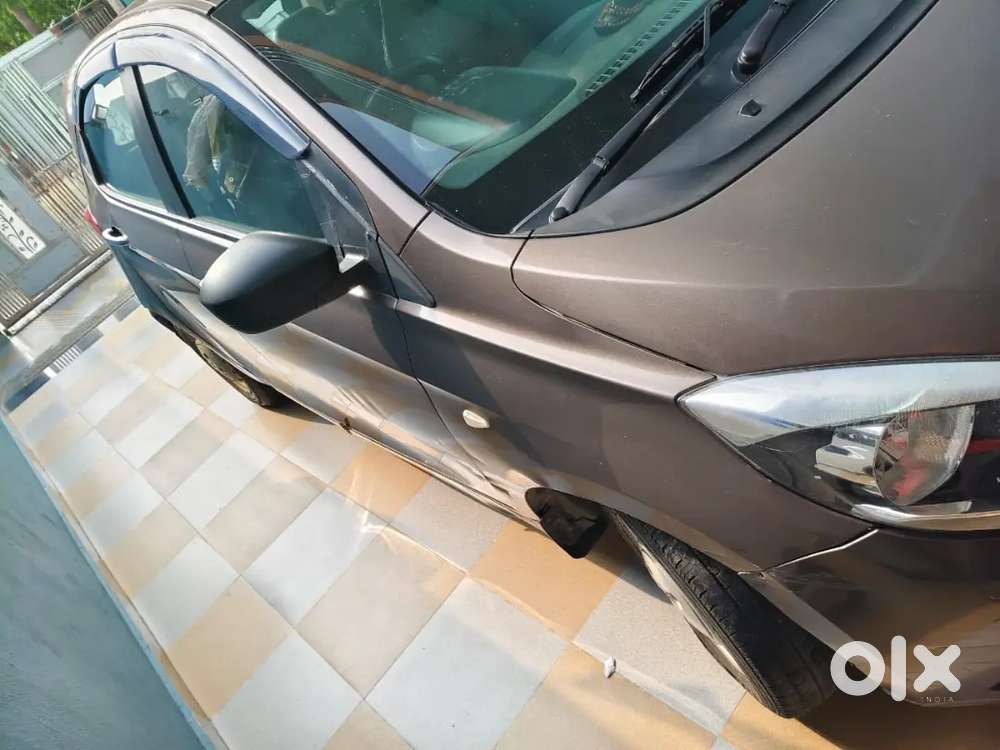 Tata Tiago 2018