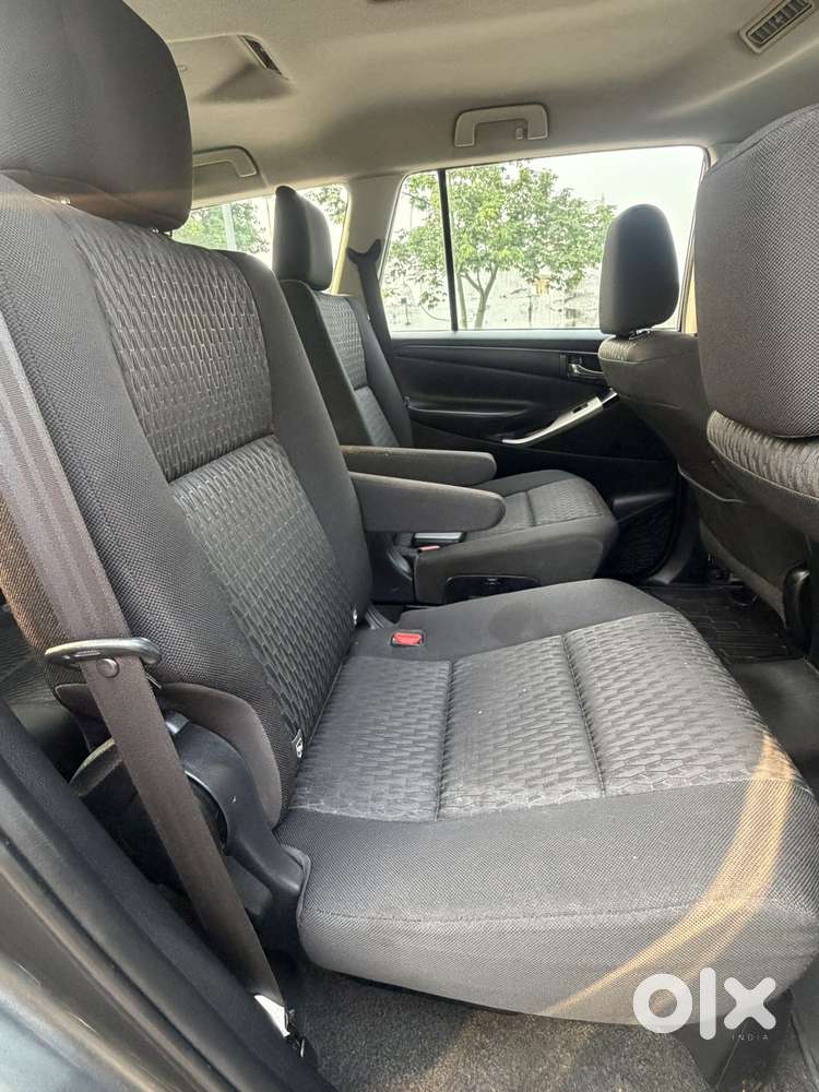 Toyota Innova Crysta 2.8 Gx At 8s, 2018, Diesel